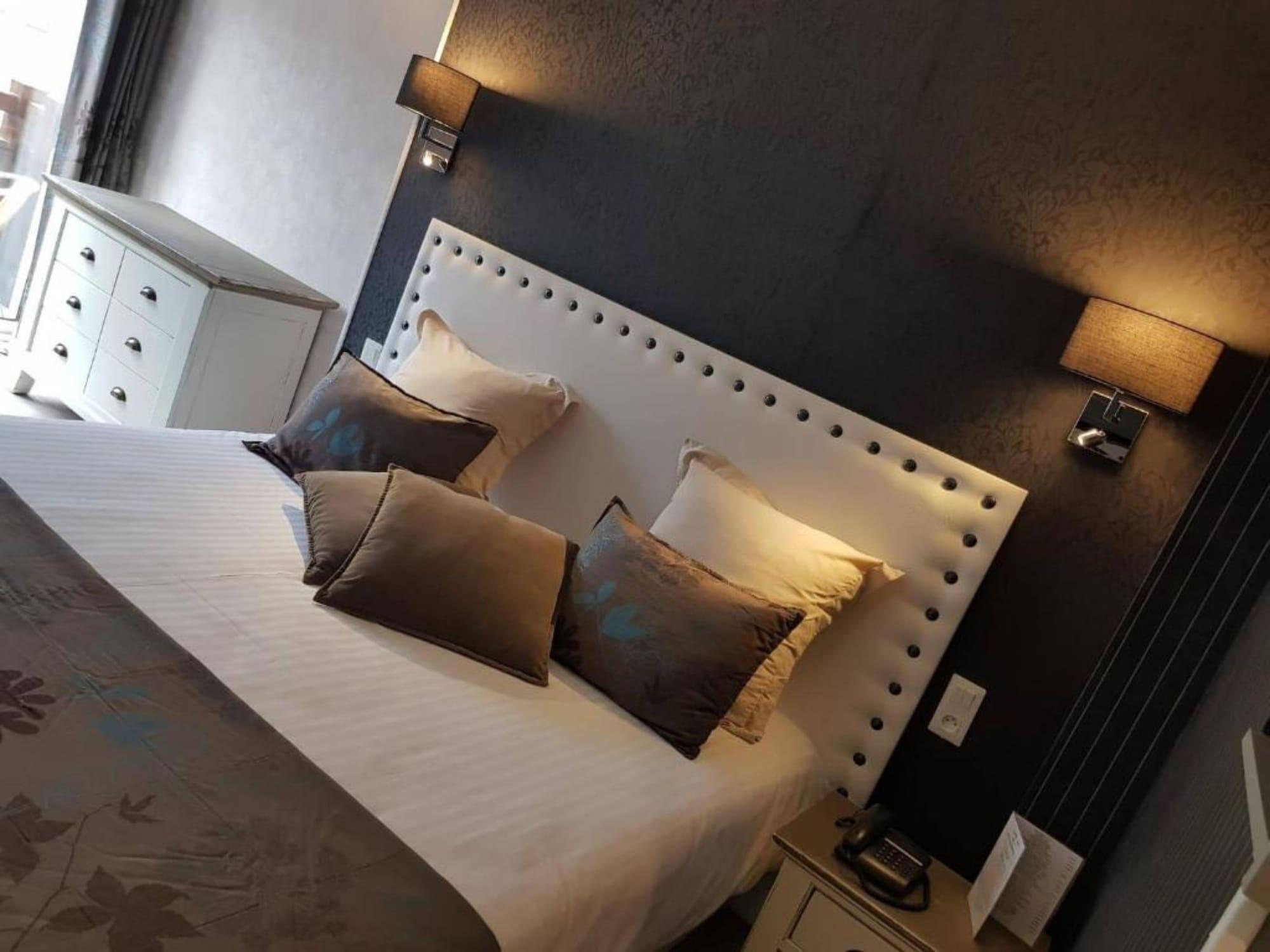 Le Trophée By M Hôtel Spa Deauville Esterno foto